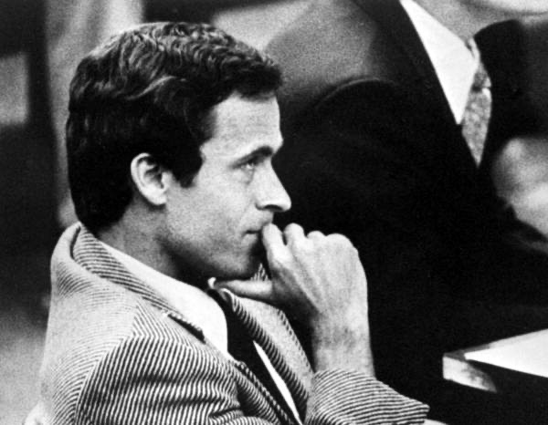 Ted Bundy seated in profile at counsel table during a Florida murder trial around 1979