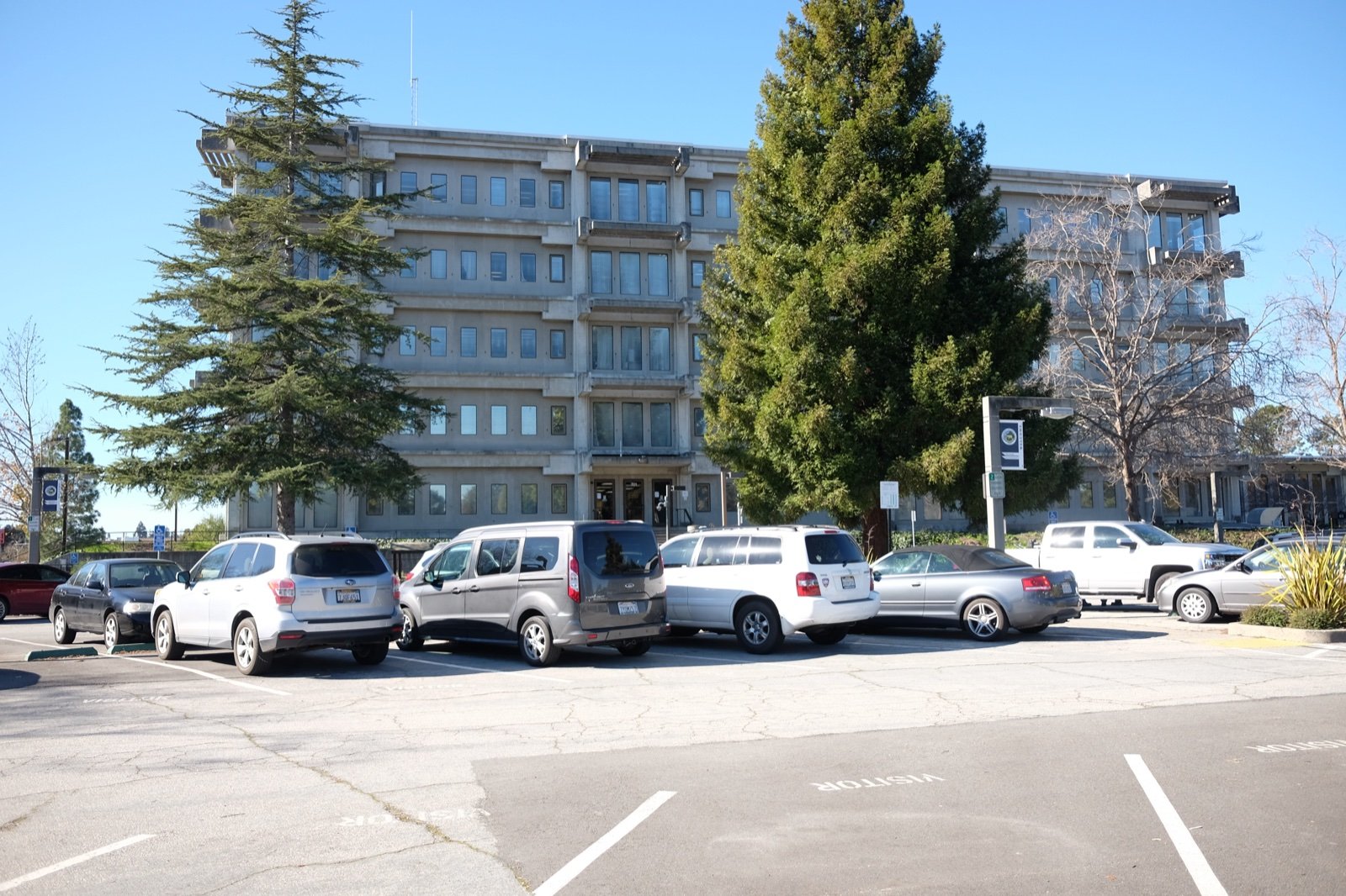 Santa Cruz County government building in Santa Cruz, California