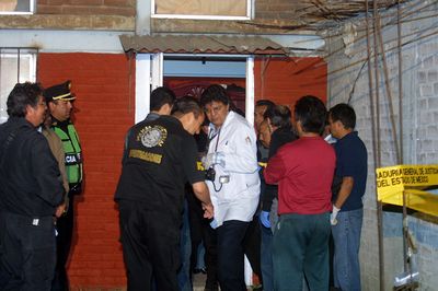 State of Mexico investigators searching Juana Barraza's home in January 2006